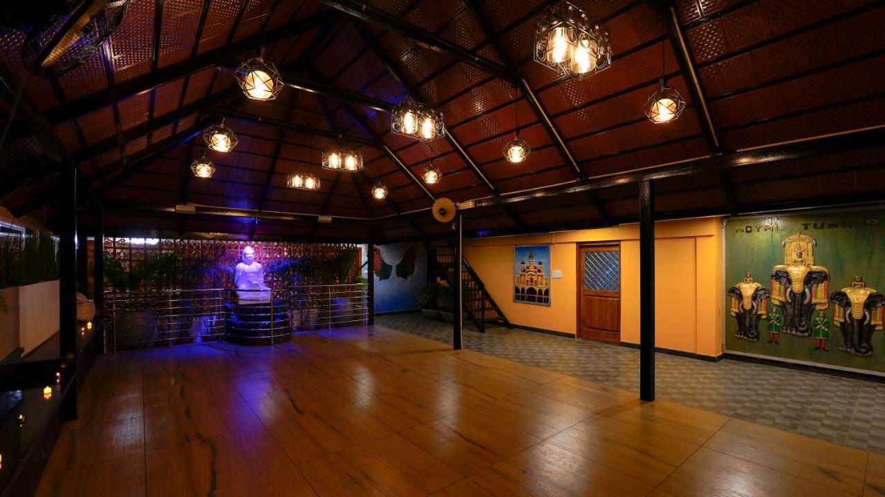 Royal Tusker Luxury Service Apartments Mysore Buitenkant foto